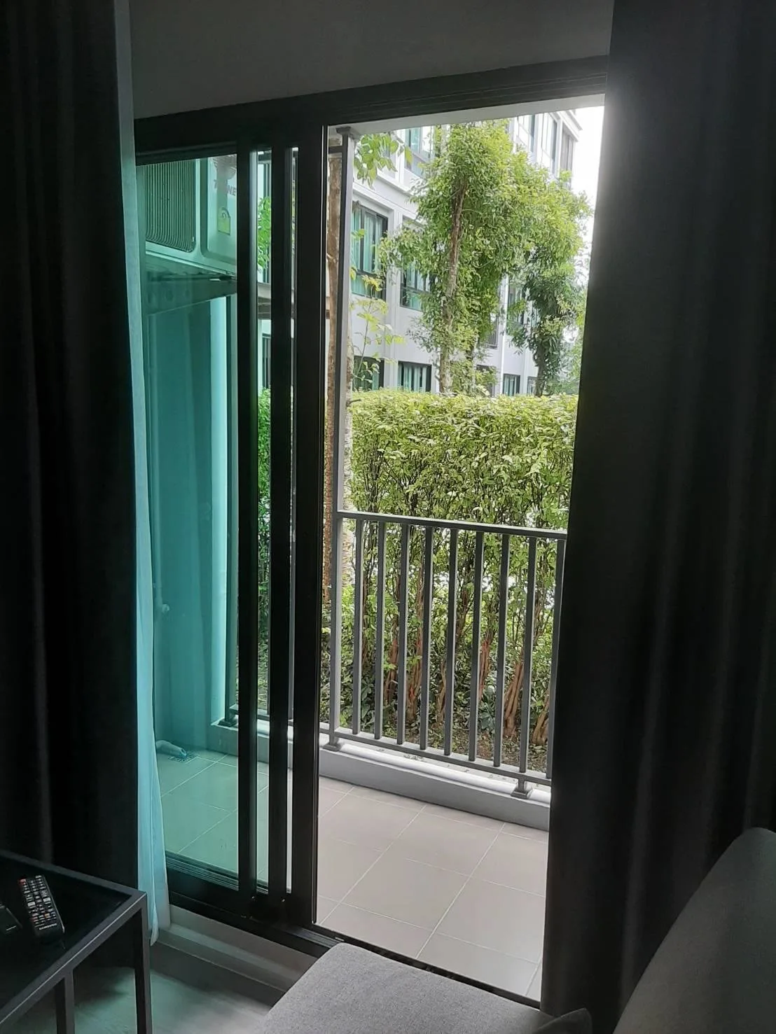 ห้องชุด ดี คอนโด แคมปัส ไฮต์อเวย์ [ชั้น 1 อาคาร A]