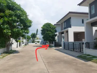 บ้านแฝด โครงการ Centro ประชาอุทิศ 90 สมุทรปราการ รูปที่ 1