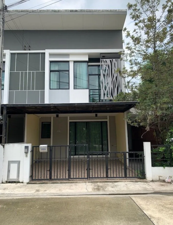ทาวน์เฮ้าส์ เดอะทรัสต์ ทาวน์โฮม ราชพฤกษ์-รัตนาธิเบศร์ 2 ปากเกร็ด-นนทบุรี