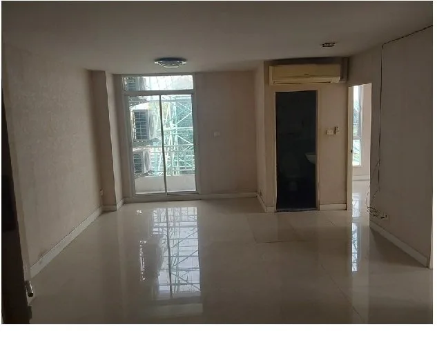 ห้องชุด เดอะสตาร์ คอนโดมิเนียม [ชั้น 3 อาคาร A]