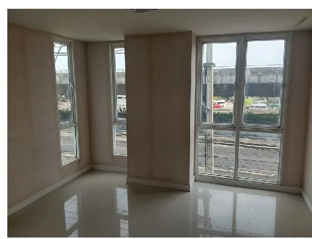 ห้องชุด เดอะสตาร์ คอนโดมิเนียม [ชั้น 3 อาคาร A]