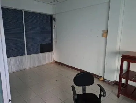อาคารพาณิชย์ เมืองระยอง