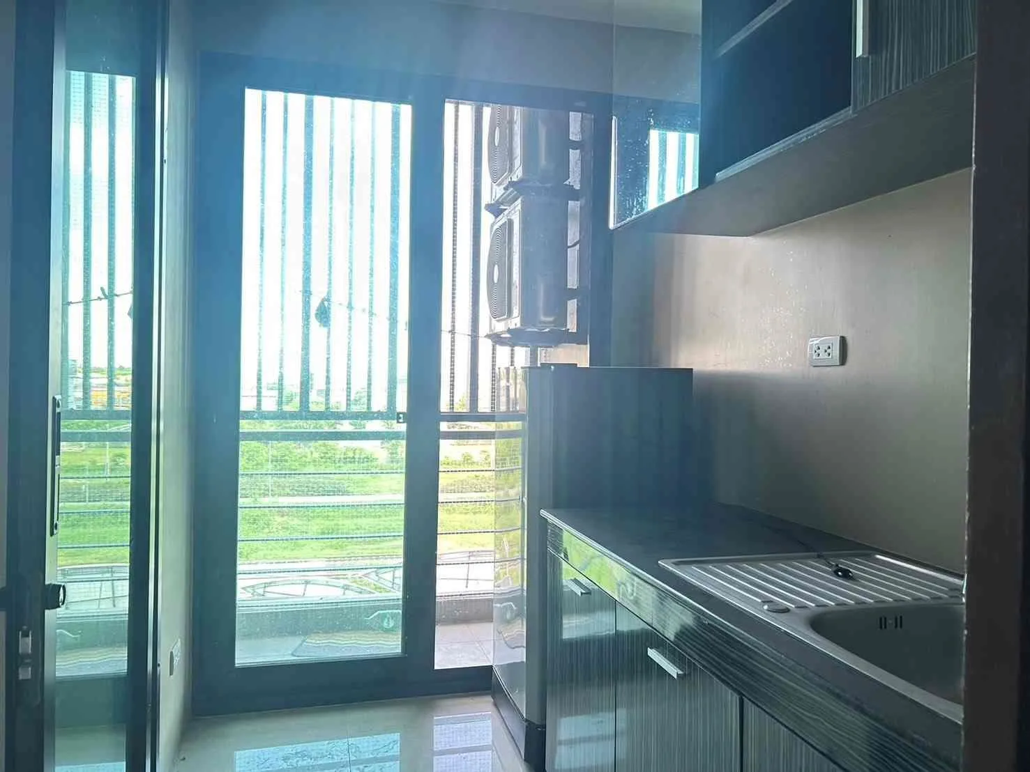 ห้องชุด เทรนิโน่ คอนโด [ชั้น 6]