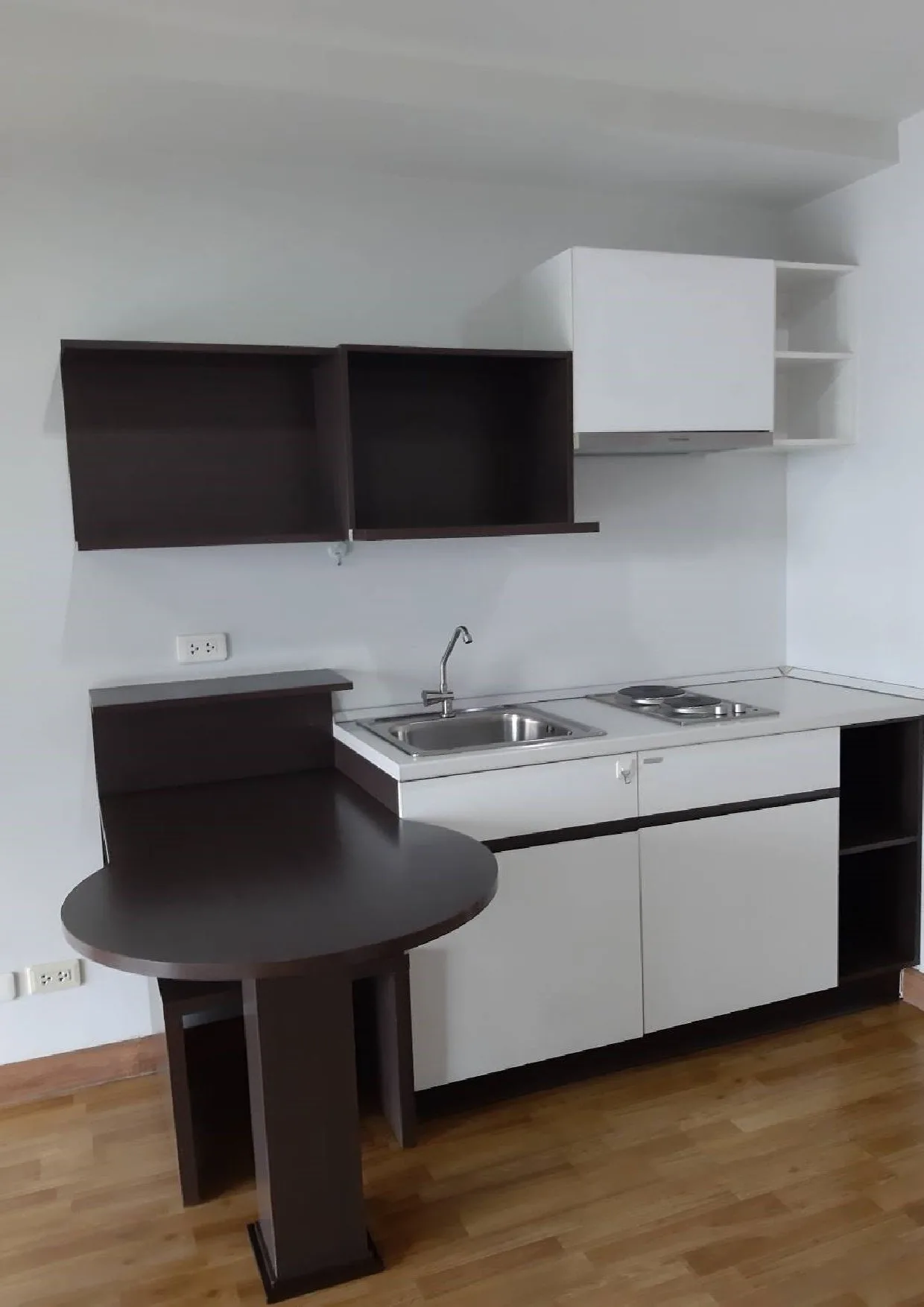 ห้องชุด บ้านนวธารา รีเวอร์ไลฟ์ [ชั้น 8 อาคาร D]