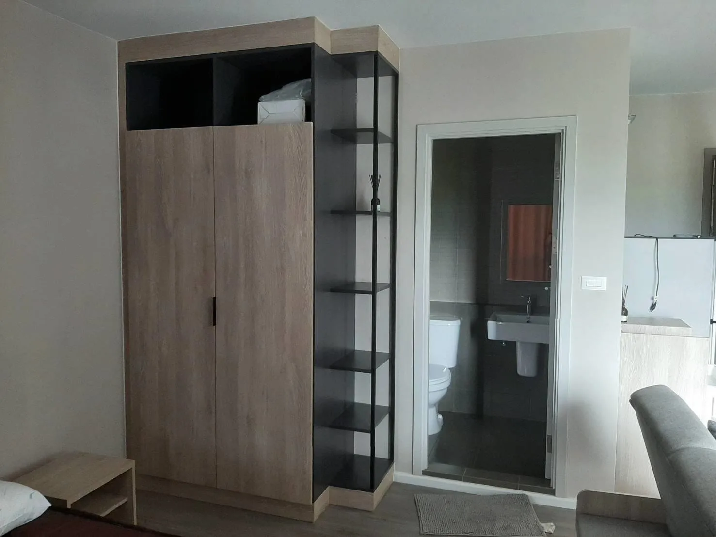 ห้องชุด ดี ดอนโด แคมปัส ไฮด์อเวย์ [ชั้น 4 อาคาร B]