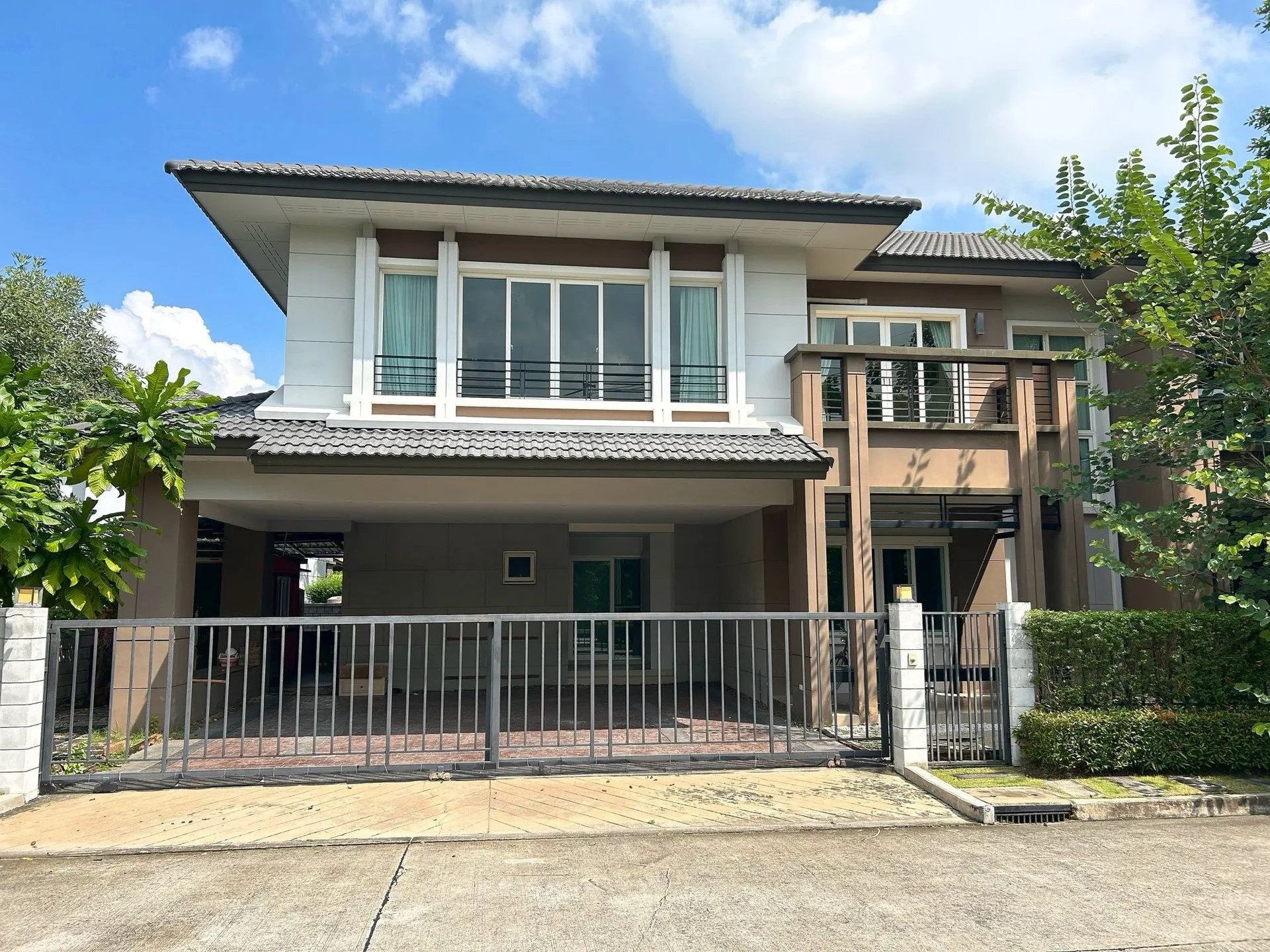 บ้านเดี่ยว เดอะซิตี้ ปิ่นเกล้า-สาย 4 ทวีวัฒนา