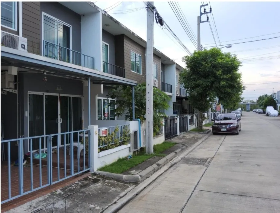 ทาวน์เฮ้าส์ เดอะคัลเลอร์ส วงแหวน-ราชพฤกษ์ (เฟส 3) บางบัวทอง-นนทบุรี