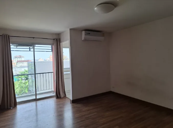 ห้องชุด โครงการ บี คอนโด  สมุทรปราการ