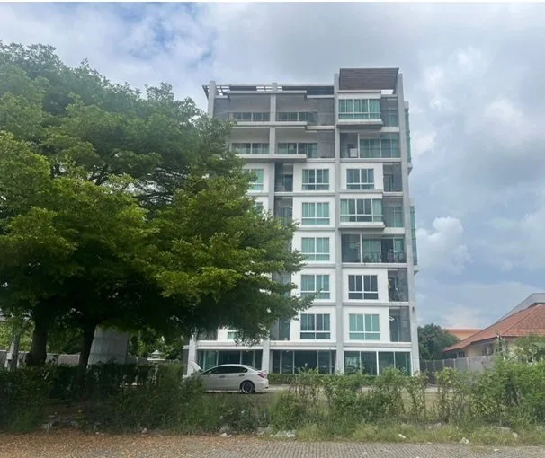 ห้องชุด เออบานี่ คอนโดมิเนียม [ชั้น 6]