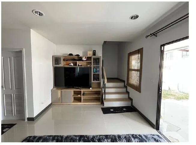 บ้านแฝด เสนาวิลล์ บรมราชชนี สาย 5 สามพราน-นครปฐม