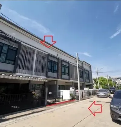 รูบิกส์ คิวบ์ ทาวน์โฮม เพชรเกษม 81/6 รูปที่ 2