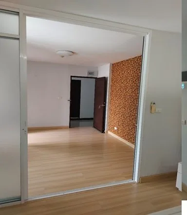 ห้องชุด ดิ แอททรีบิวท์ คอนโดมิเนียม [ชั้น 6]