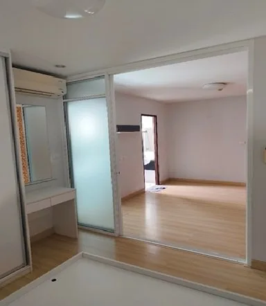 ห้องชุด ดิ แอททรีบิวท์ คอนโดมิเนียม [ชั้น 6]