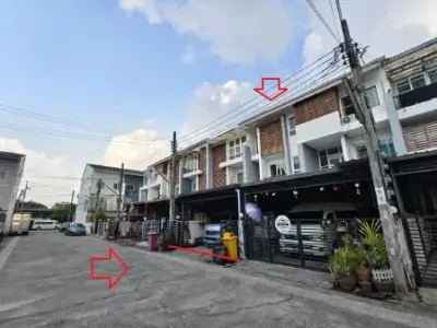 ทาวน์เฮ้าส์ โครงการ บ้านธรรมชาติ เพชรเกษม 63/2 กรุงเทพมหานคร รูปที่ 1