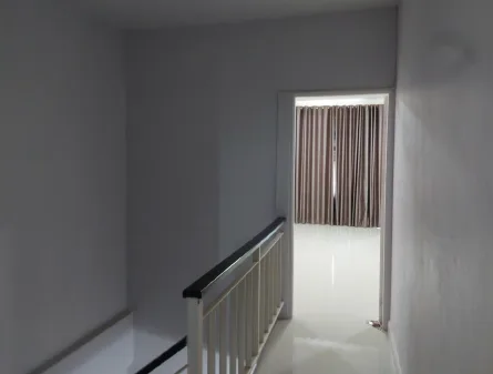ทาวน์เฮ้าส์ โครงการ The First Home วงแหวน-ประชาอุทิศ 76 สมุทรปราการ