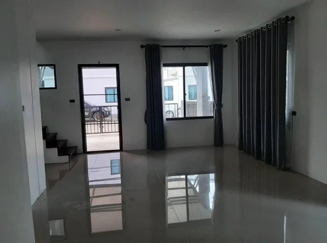 บ้านแฝด โครงการ บ้านฉัตรหลวง 17 ปทุมธานี
