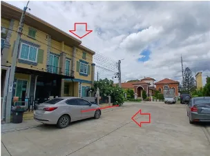 ทาวน์เฮ้าส์ โครงการ โกลเด้นทาวน์ เพชรเกษม-พุทธมณฑลสาย 3 กรุงเทพมหานคร