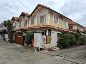 ทาวน์เฮ้าส์ โครงการ บ้านพฤกษา 38/1 นนทบุรี