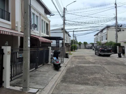 ทาวน์เฮ้าส์ โครงการ บ้านกลางเมือง S-Sense อ่อนนุช-วงแหวน กรุงเทพมหานคร