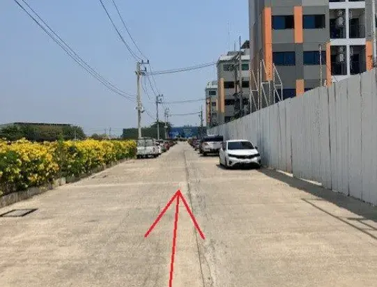 ห้องชุด โครงการ คอนโด มี นวนคร อาคาร อี อยุธยา