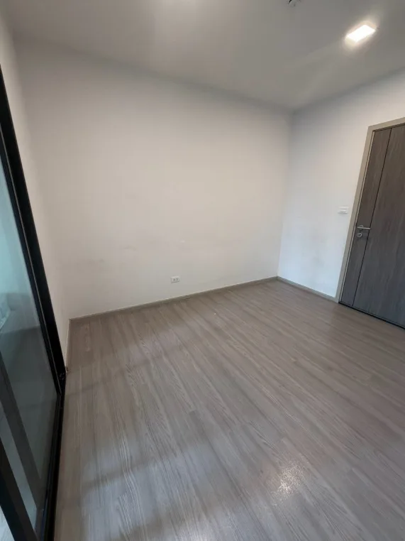 ห้องชุด โครงการ คอนโด มี นวนคร อาคาร อี อยุธยา