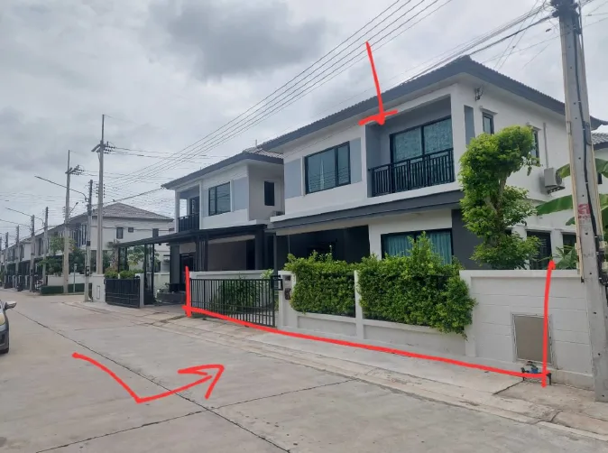 บ้านแฝด โครงการ บริทาเนีย บางนา กม.42 ฉะเชิงเทรา