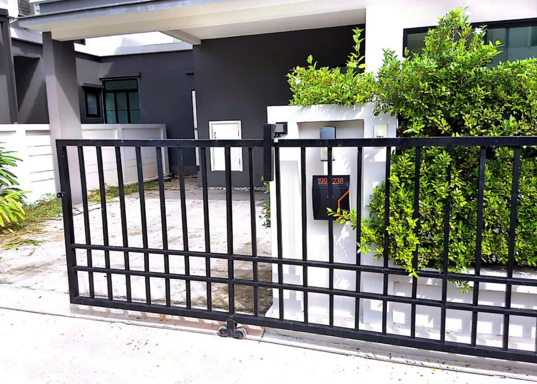 บ้านแฝด โครงการ บริทาเนีย บางนา กม.42 ฉะเชิงเทรา