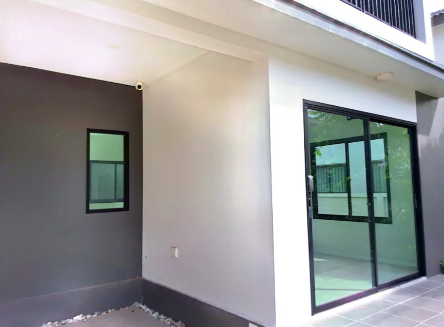 บ้านแฝด โครงการ บริทาเนีย บางนา กม.42 ฉะเชิงเทรา