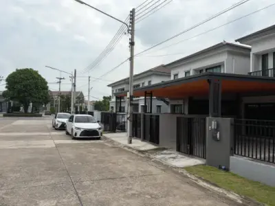 บ้านแฝด โครงการ บริทาเนีย วงแหวน-หทัยราษฎร์ ปทุมธานี รูปที่ 2