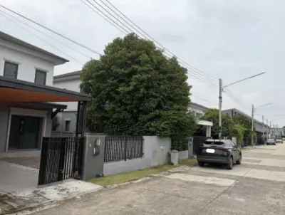 บ้านแฝด โครงการ บริทาเนีย วงแหวน-หทัยราษฎร์ ปทุมธานี รูปที่ 3