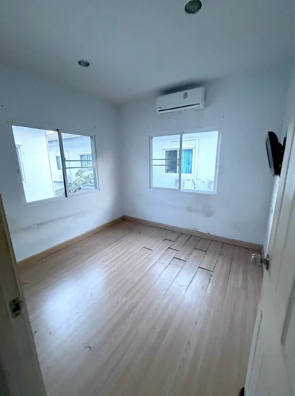 บ้านแฝด โครงการ เสนาวิลล์ บรมราชชนนีสาย 5 นครปฐม