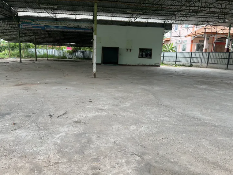 อาคารสำนักงาน เมืองร้อยเอ็ด ร้อยเอ็ด