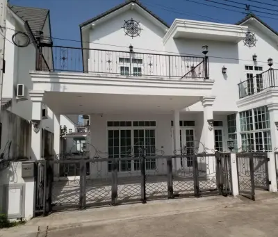 บ้านแฝด เมืองชลบุรี รูปที่ 2