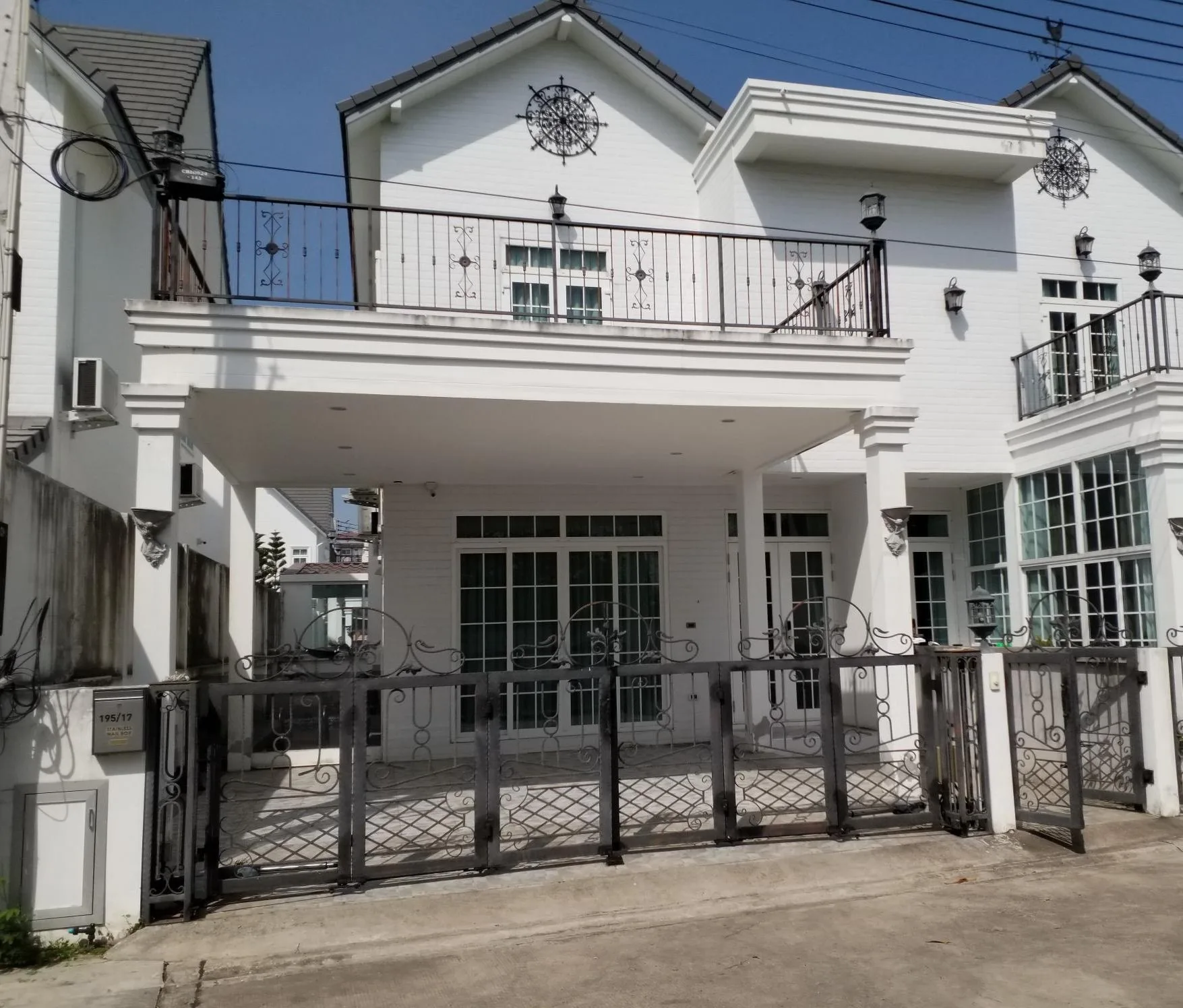 บ้านแฝด เมืองชลบุรี